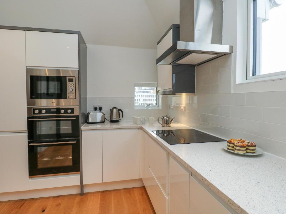 Harbourside Haven Penthouse 1 Weymouth